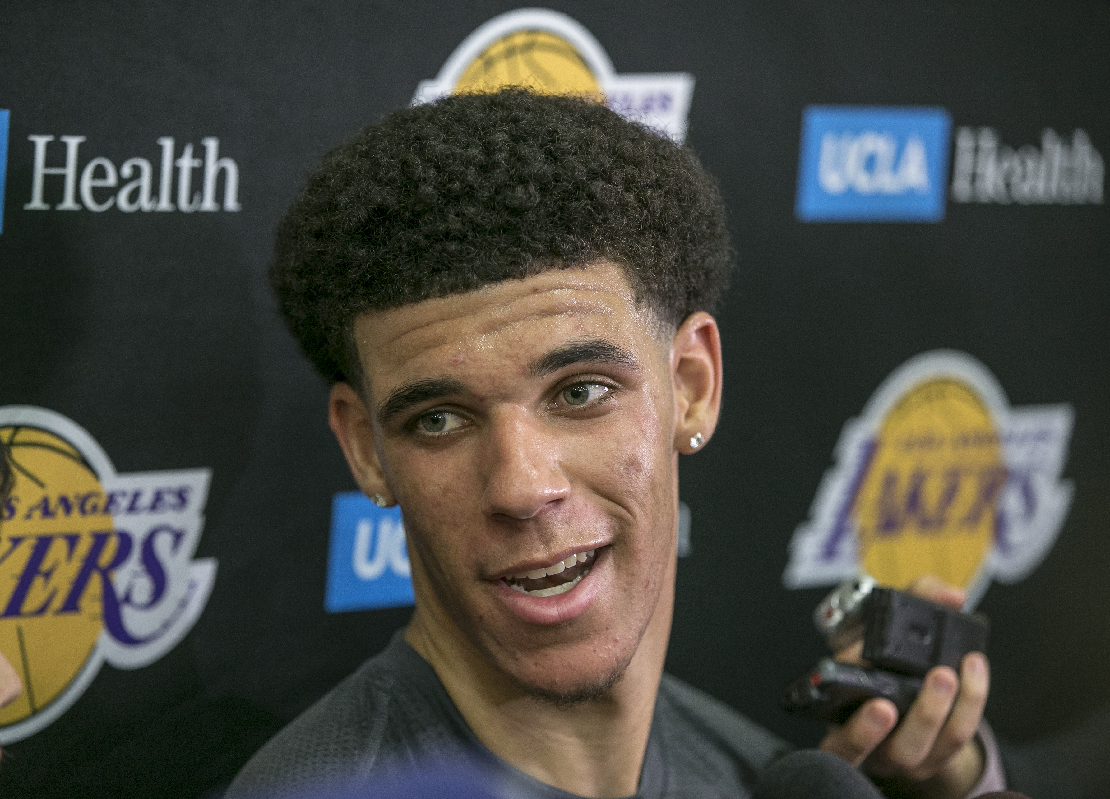 Lonzo Ball works out for Lakers, would love to be No. 2 pick