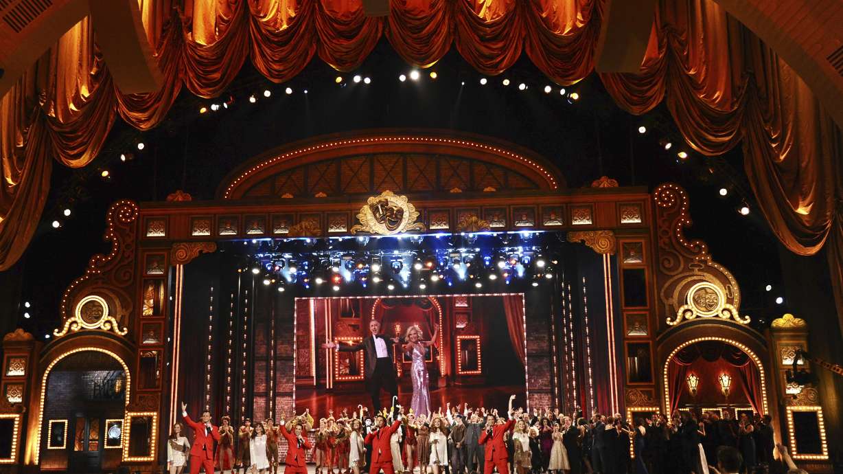 The Latest: 'Dear Evan Hansen' wins best musical Tony