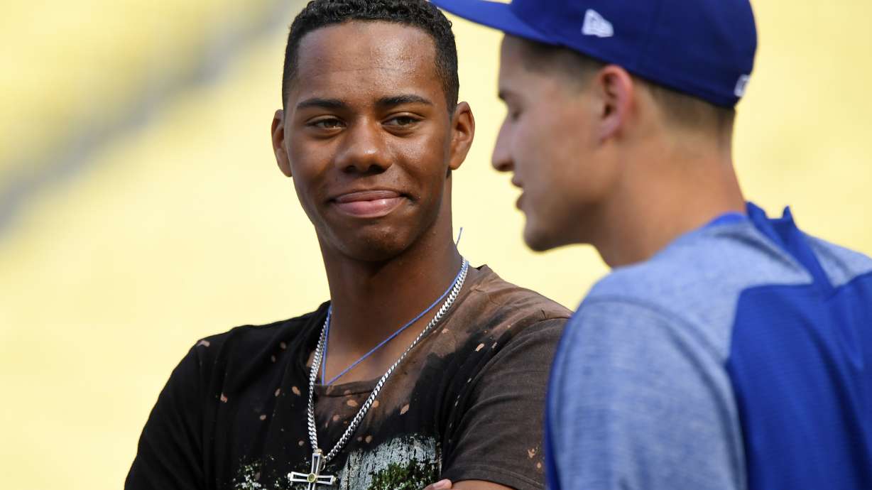 Pitcher? Hitter? Both? MLB draft marked by 2-way players