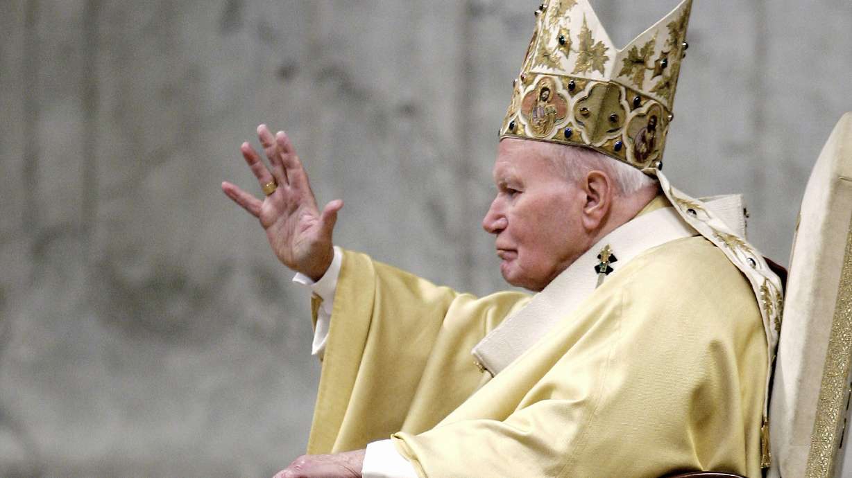 Secretary of 2 popes sheds light on their daily lives