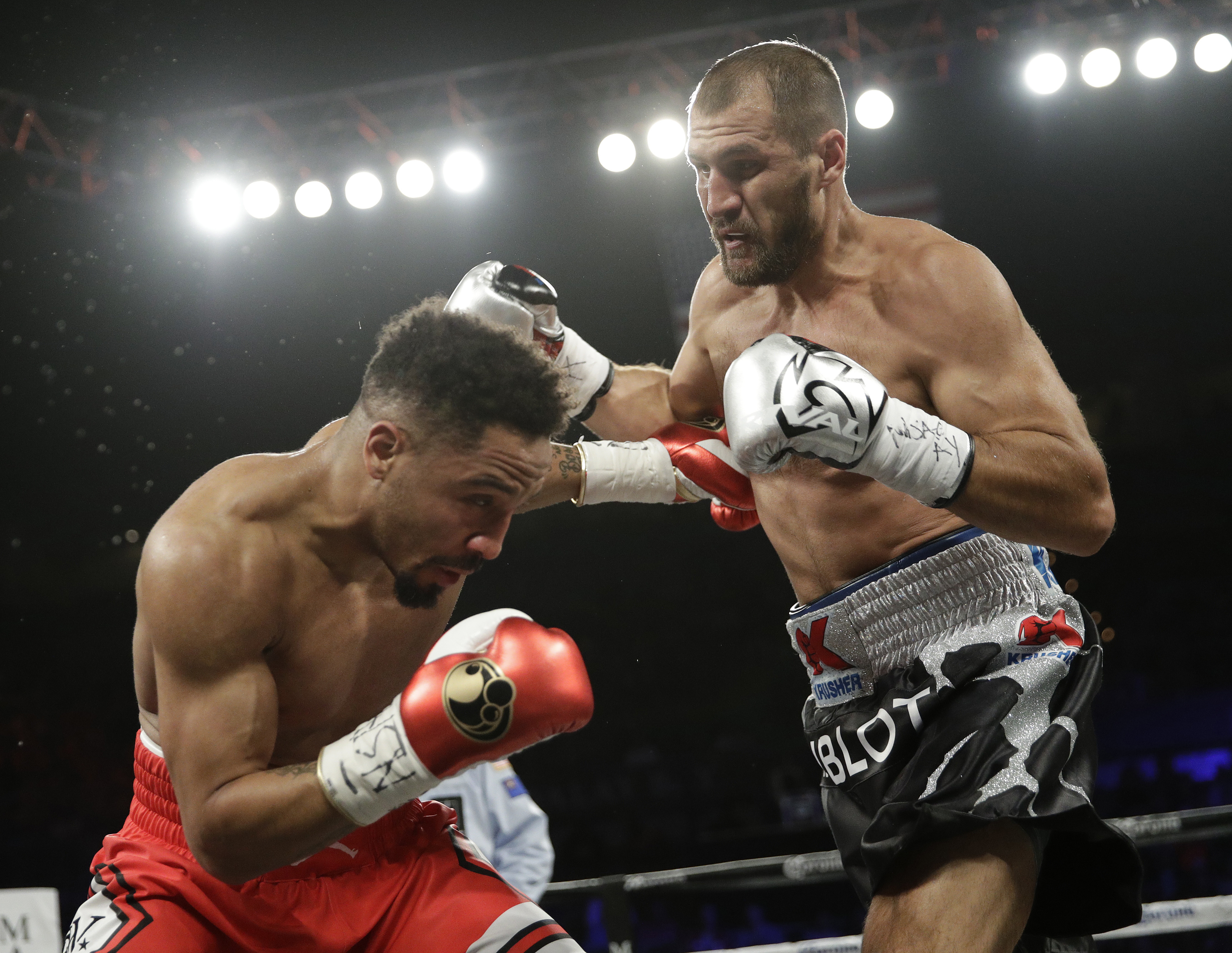 Andre Ward stops Sergey Kovalev to win light heavy rematch