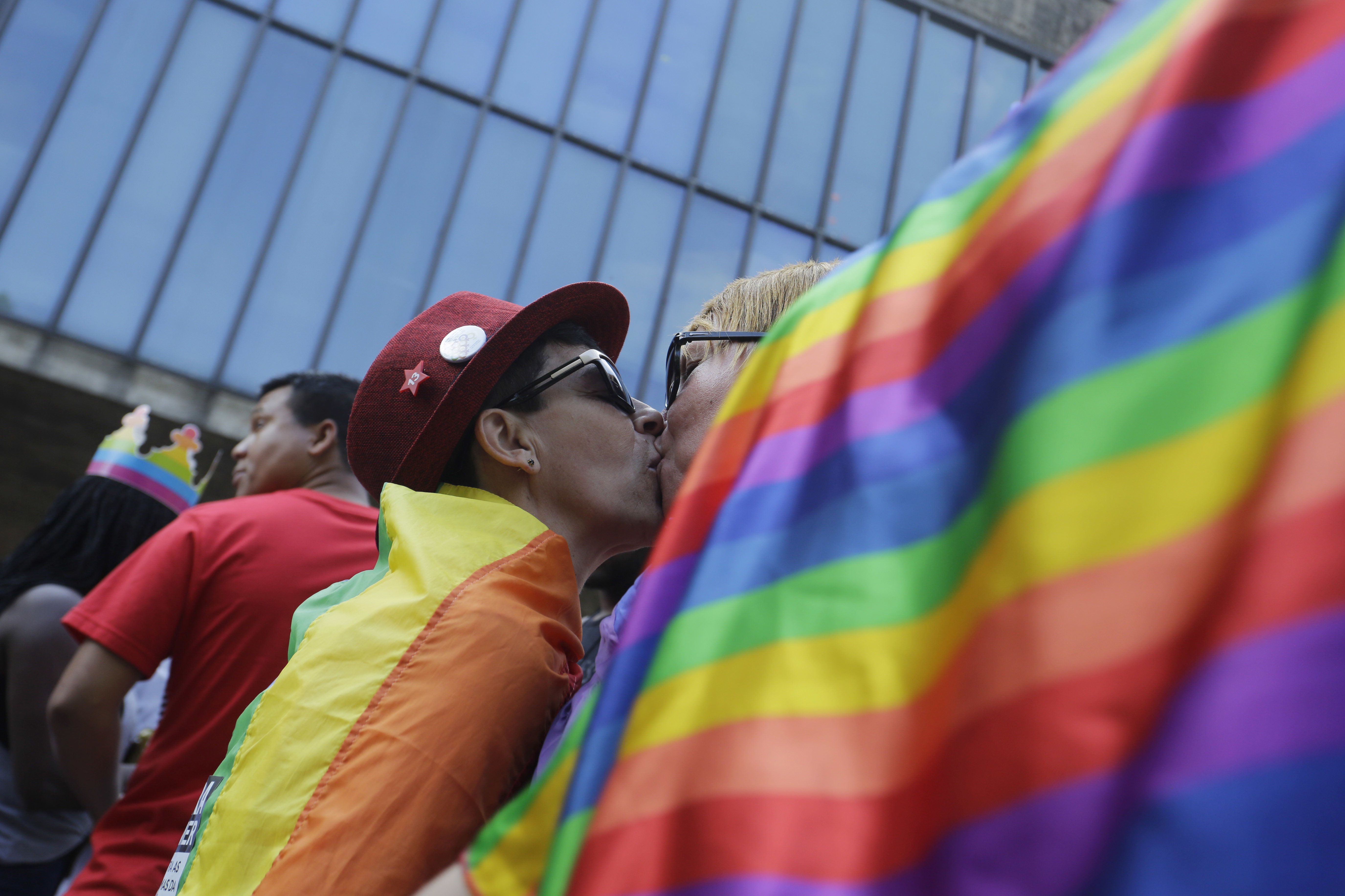 Hundreds of thousands at Brazil's massive gay pride parade