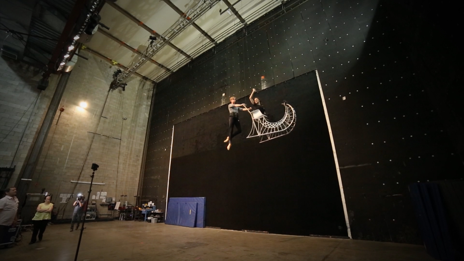 Ballet dancers Alex McFarlin and Betsy Lucas practice the final scene of Ballet West's "The Nutcracker." The flying sleigh is new for the ballet's 2017 production. (Photo: KSL TV)