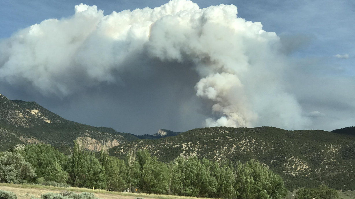 User submitted: Photos show smoke clouds from Brian Head fire