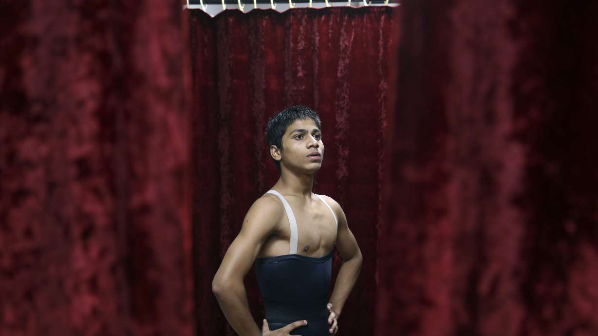 Teenage boy from Mumbai slum dances way to NY ballet school