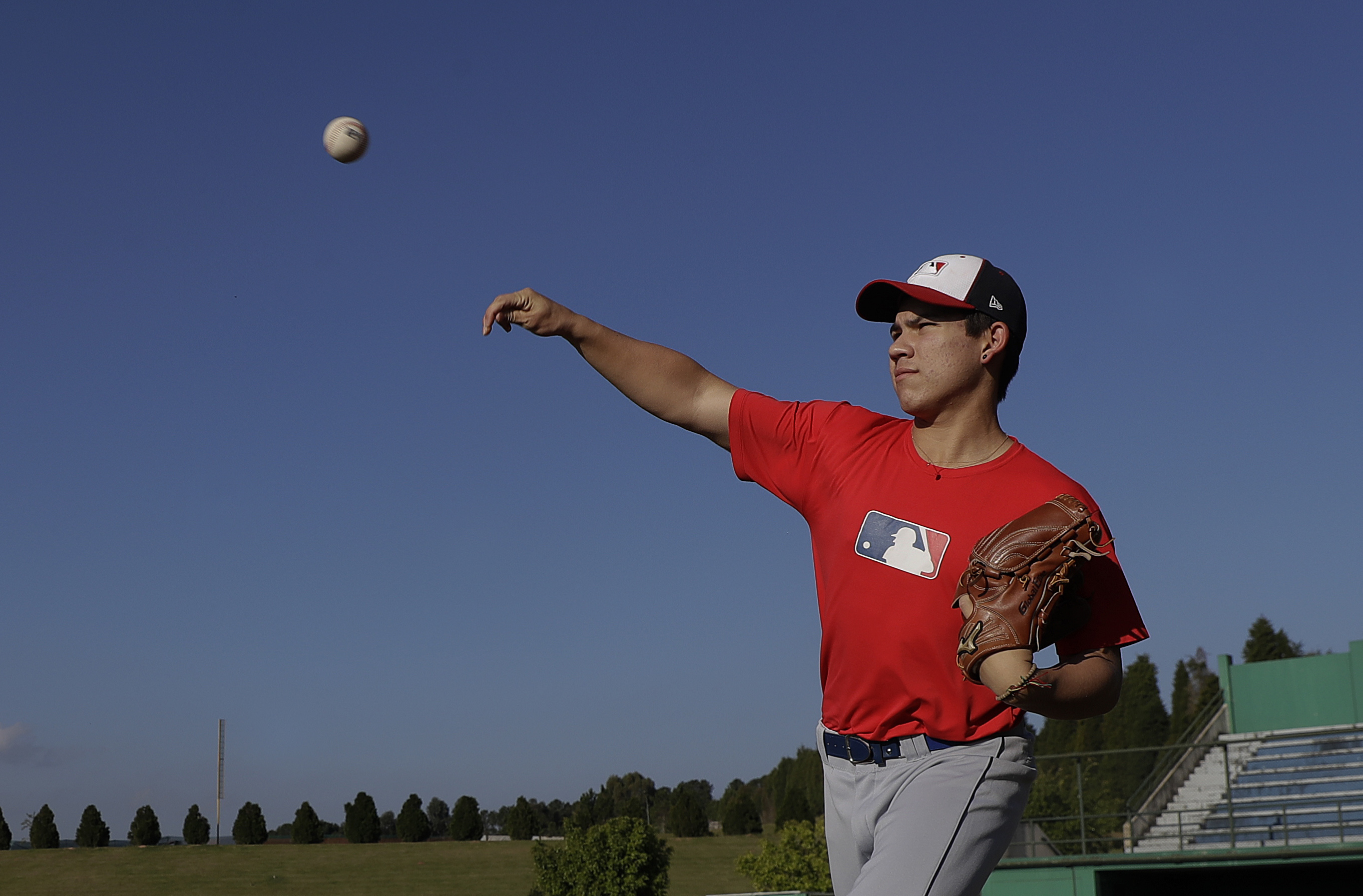 Brazil's 16-year-old baseball wonder turning MLB heads