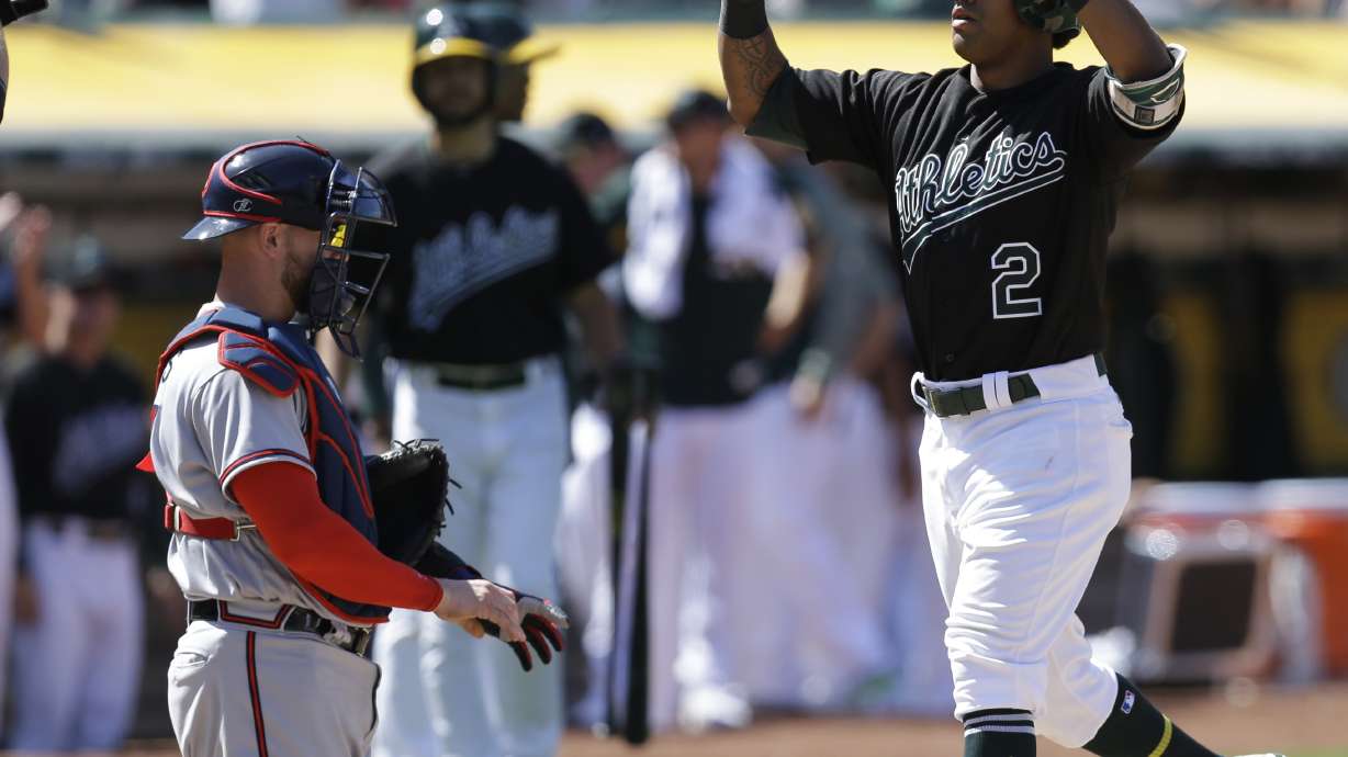 Braves take advantage of errors to beat A's 4-3