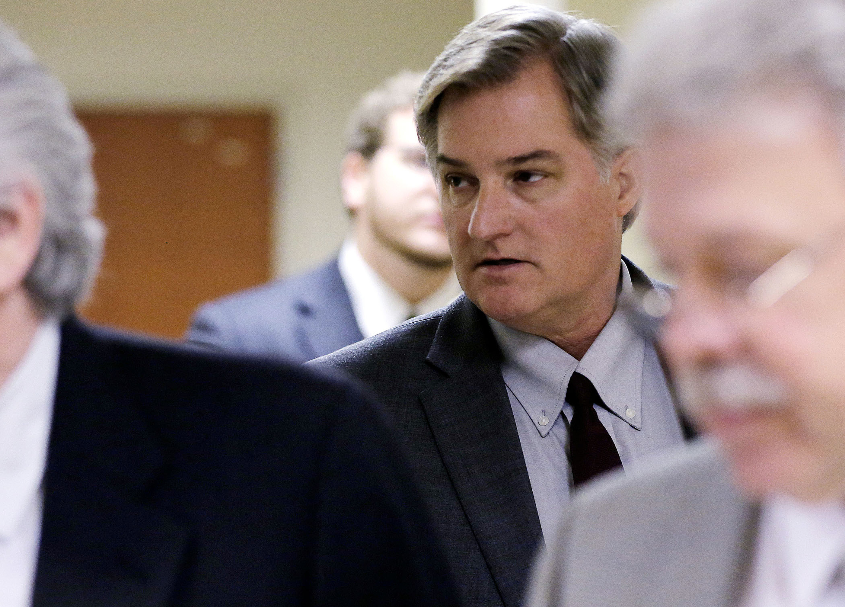 Off-duty cop who killed daughter's boyfriend faces 3rd trial