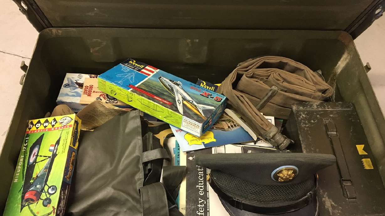 Police: Roosevelt couple facing charges for peddling stolen goods on Facebook, eBay