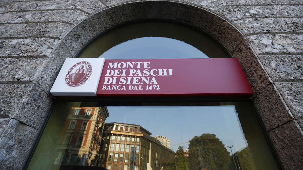 Italy to nationalize bank, shed $32.5B in bad loans