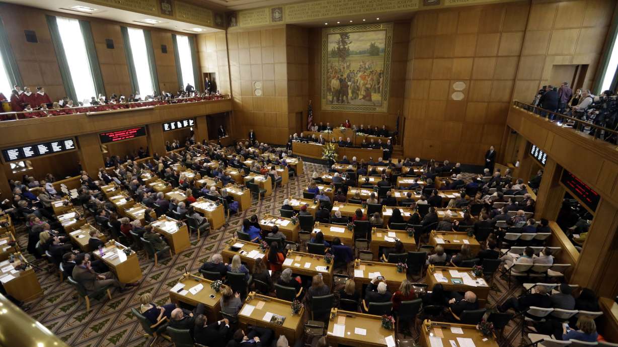 Oregon approves measure requiring insurers to cover abortion