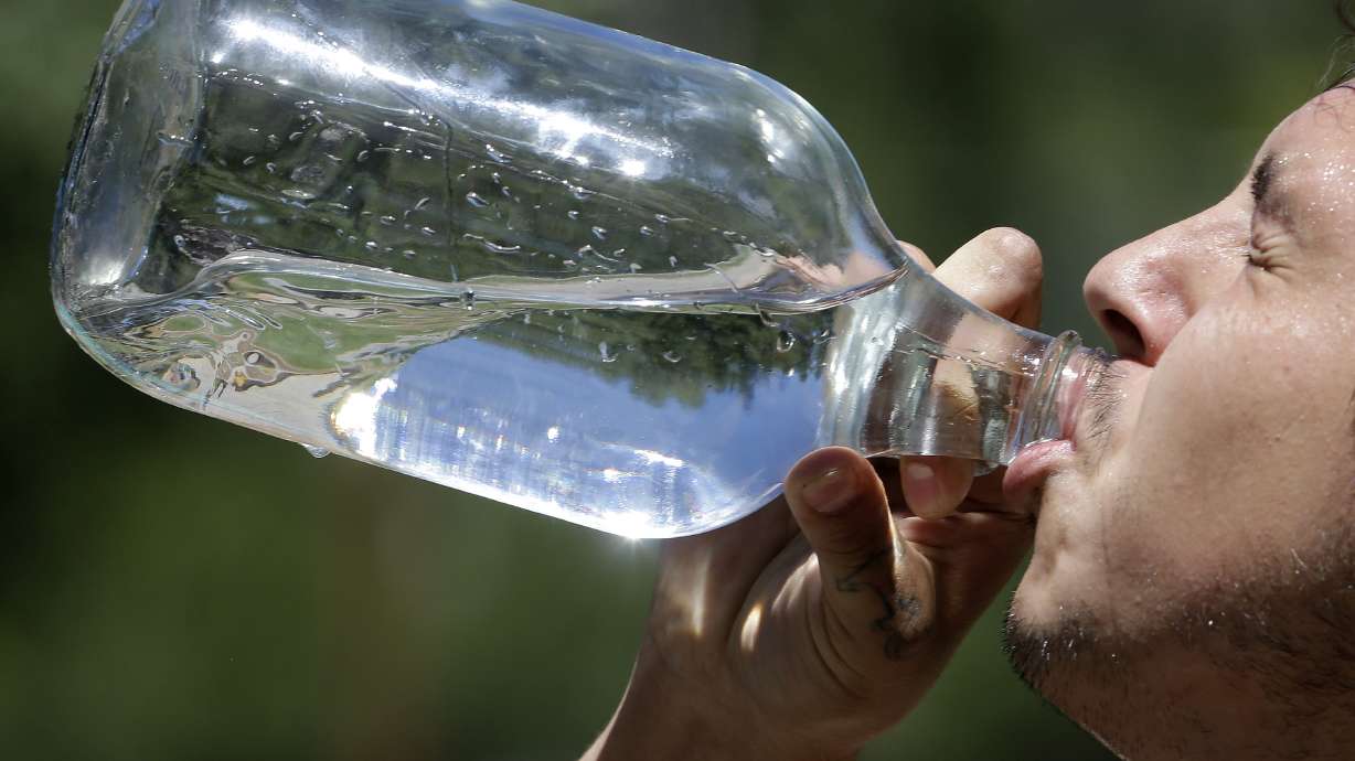 Parts of Utah seeing record-setting heat throughout the week