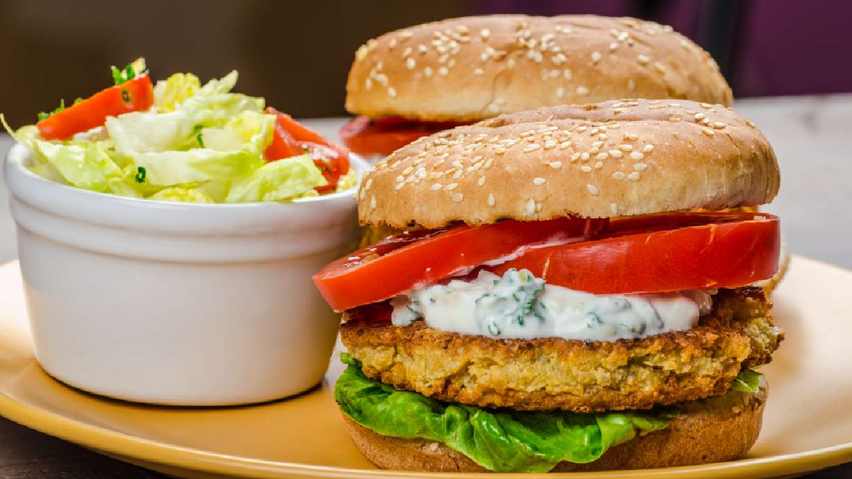 How to make fast food healthier for vegetarians and vegans