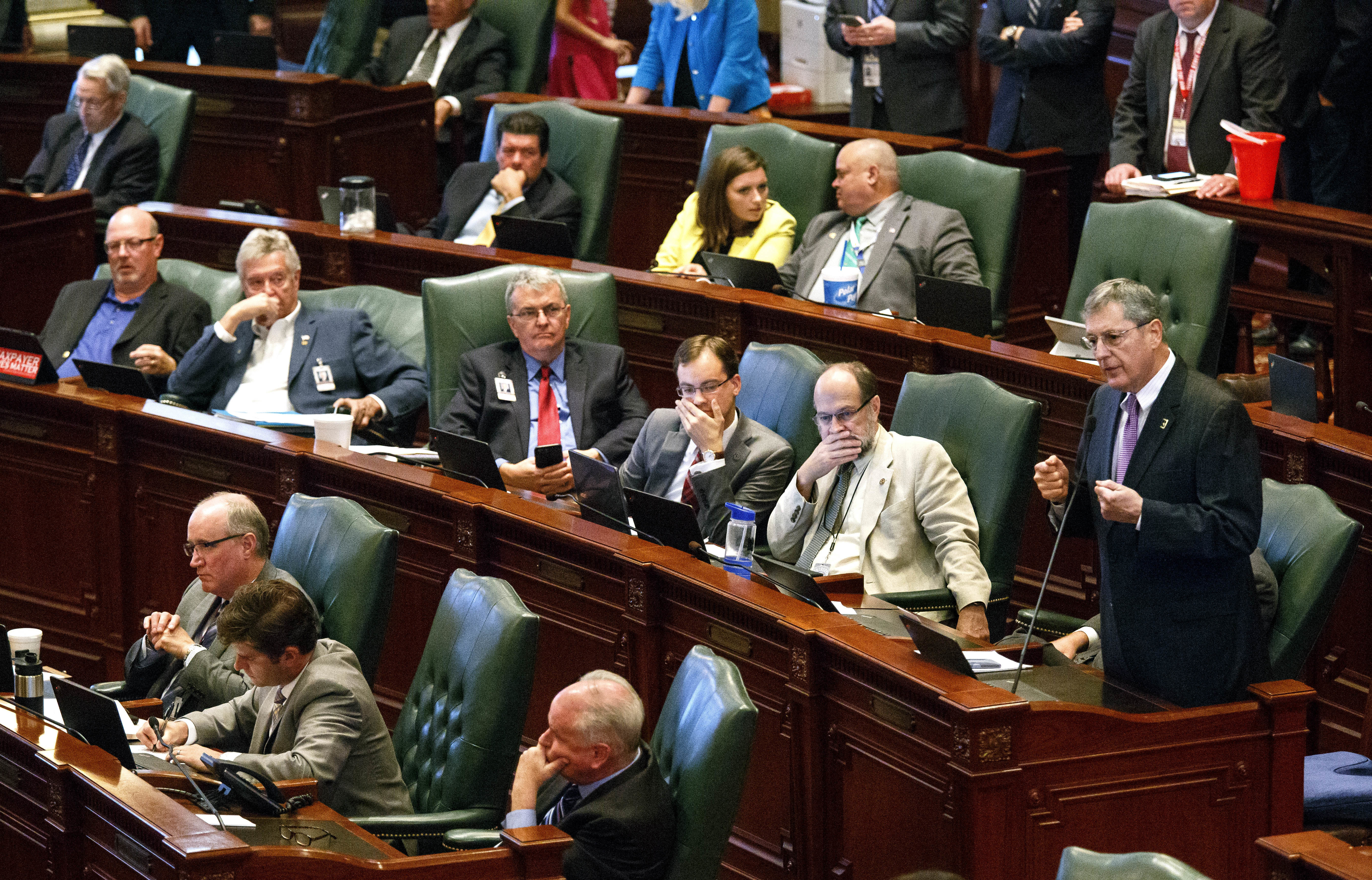 Illinois has bills to pay after 2 years without budget plan