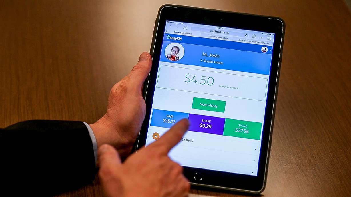 Mobile site helps parents teach kids to manage money