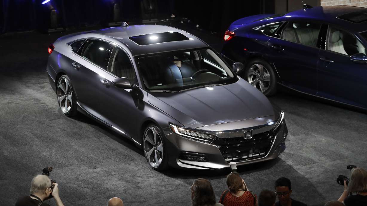 Honda unveils new Accord as midsize cars fall out of favor