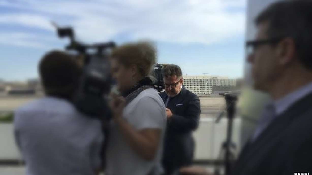 Pop star, lobbyist: The cast of Trump's Russian connections