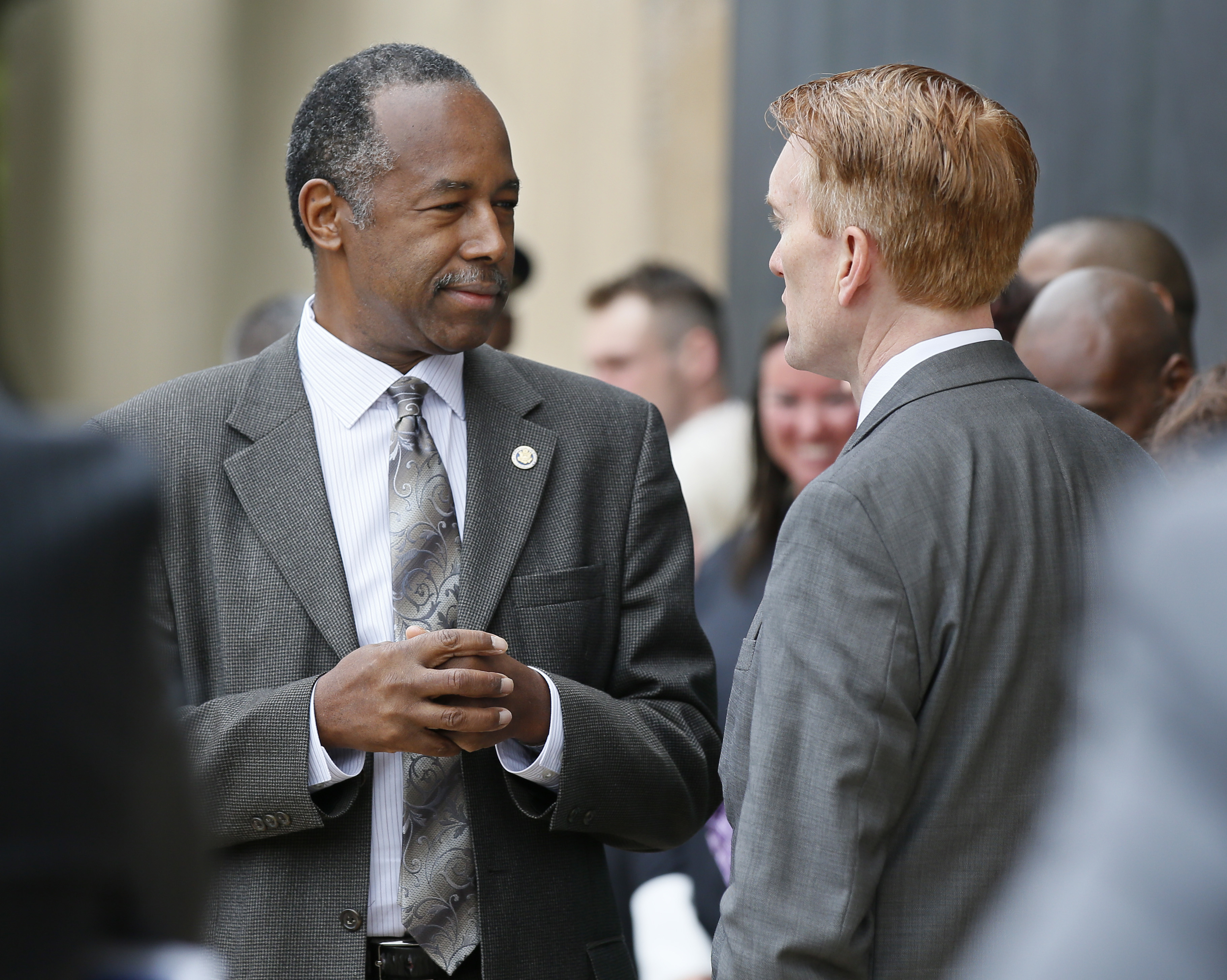 Carson pledges to fight homelessness amid budget cut plans