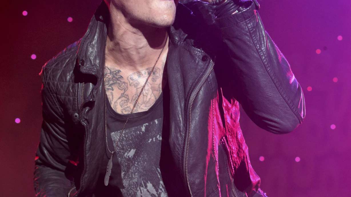 Bennington's death mirrors that of close friend Cornell