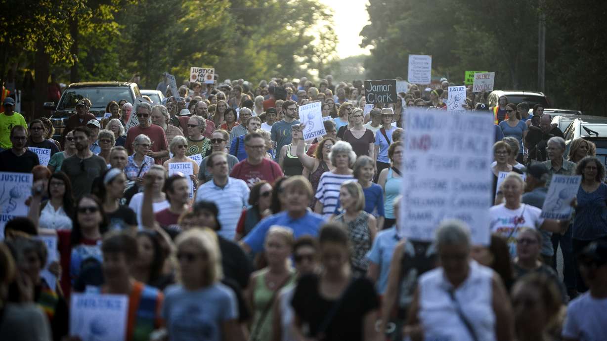 The Latest: Minneapolis mayor: 'I will not be resigning'