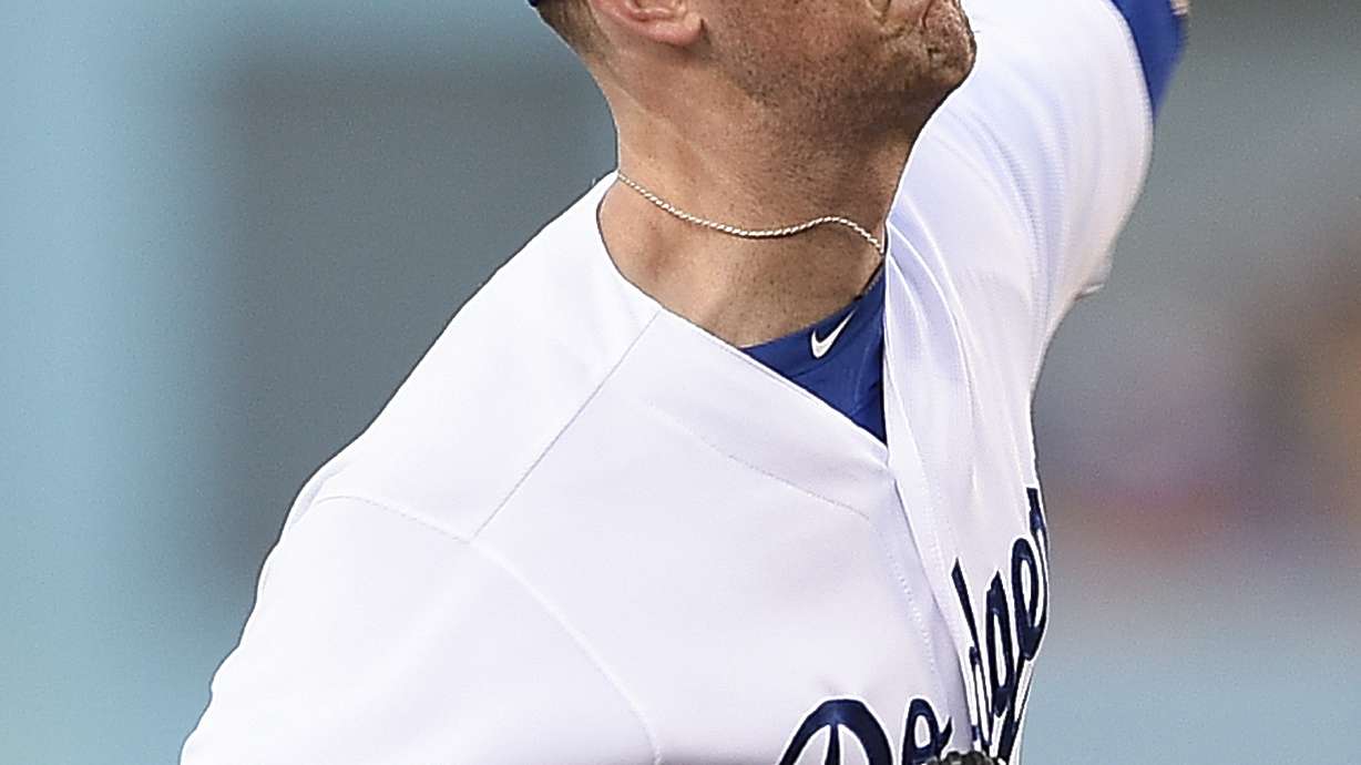 Braves beat Dodgers 12-3 after Wood unravels in 1st loss