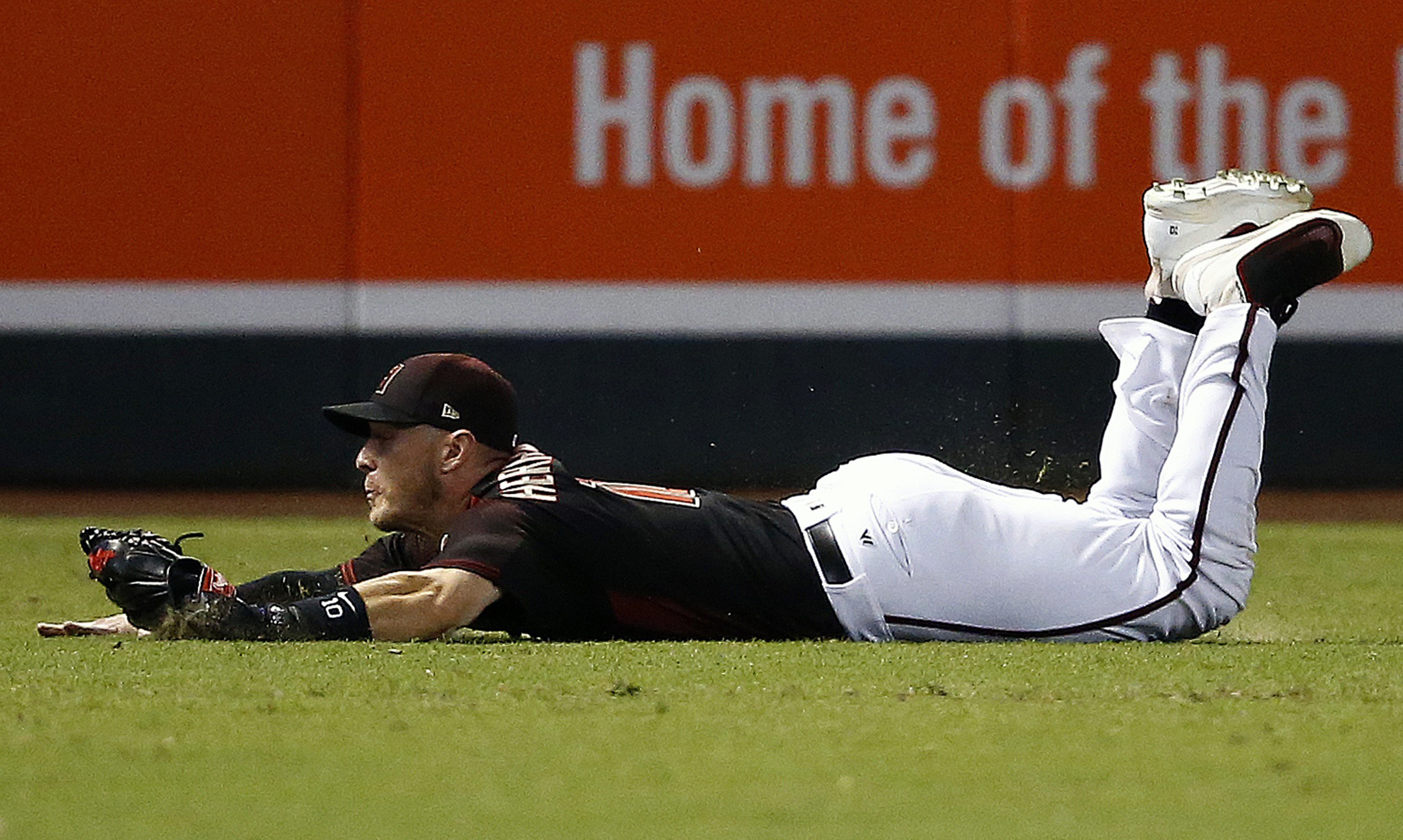 Harper's 2 RBIs help Nats beat Diamondbacks 4-3
