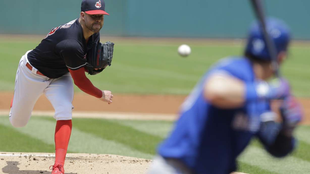 Kluber strikes out season-high 14, Indians top Blue Jays 8-1