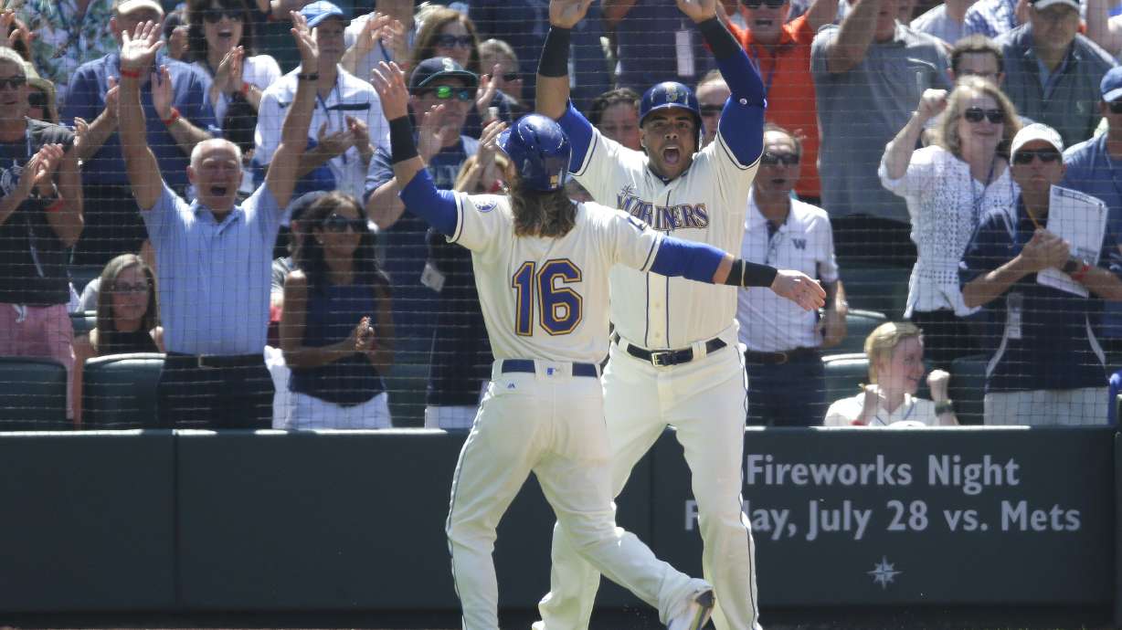 Yankees win first series in 6 weeks, beat Mariners 6-4