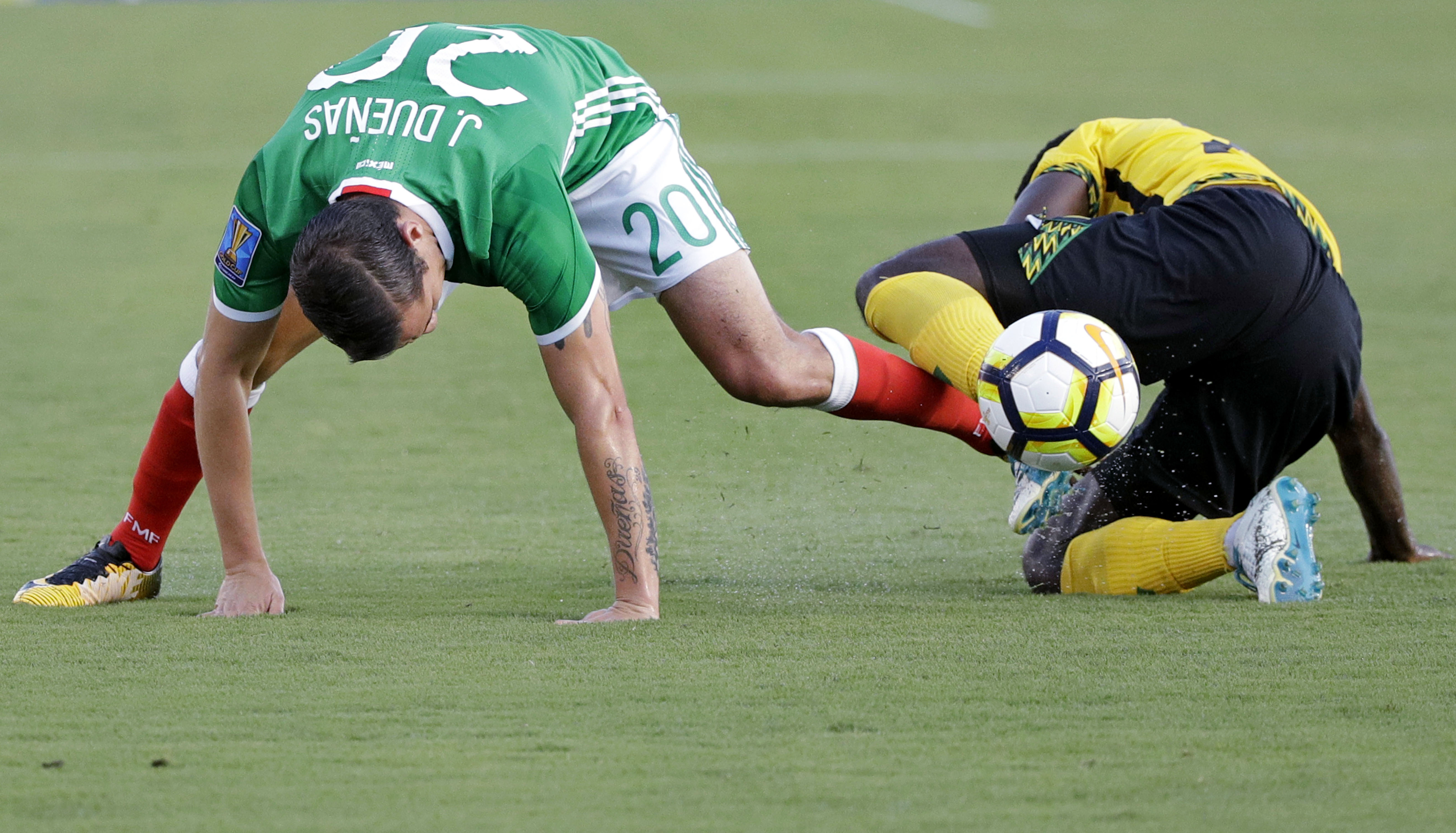 Jamaica stuns Mexico 1-0 to reach CONCACAF Gold Cup final