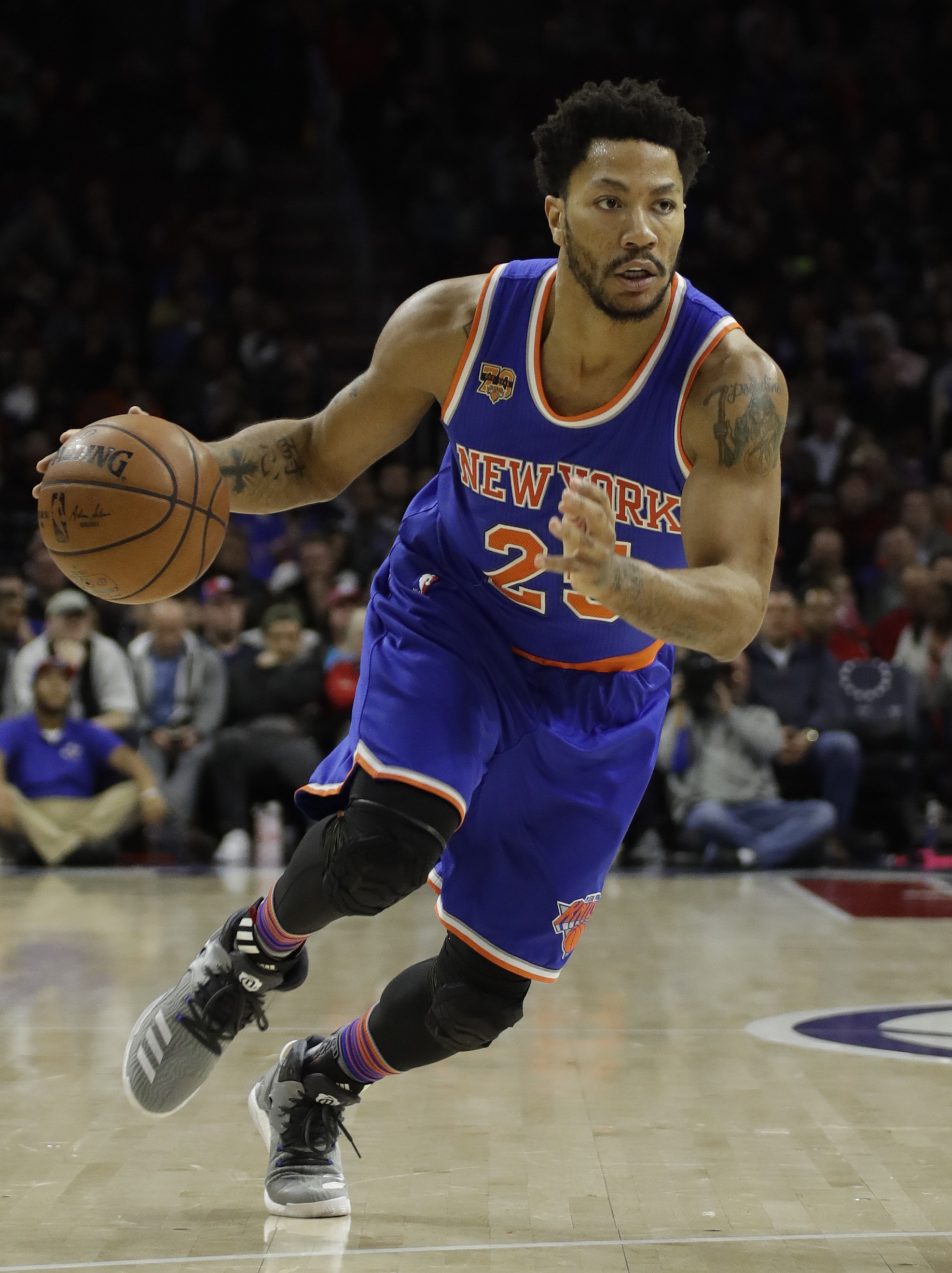 AP source: Free agent Derrick Rose agrees to deal with Cavs