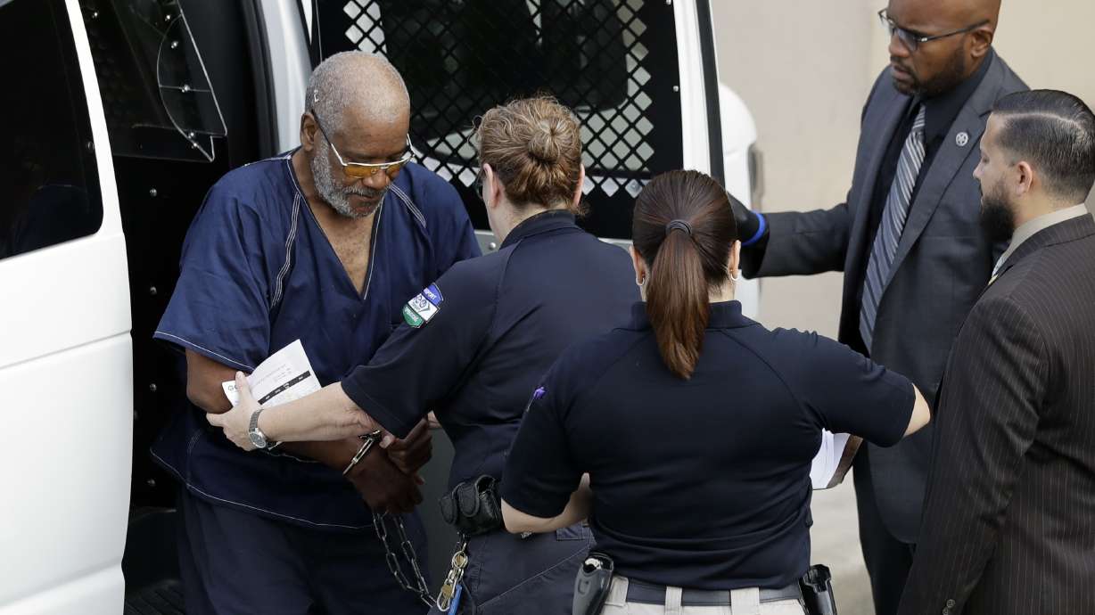 Latest: Official: At least 25 migrants in truck were Mexican