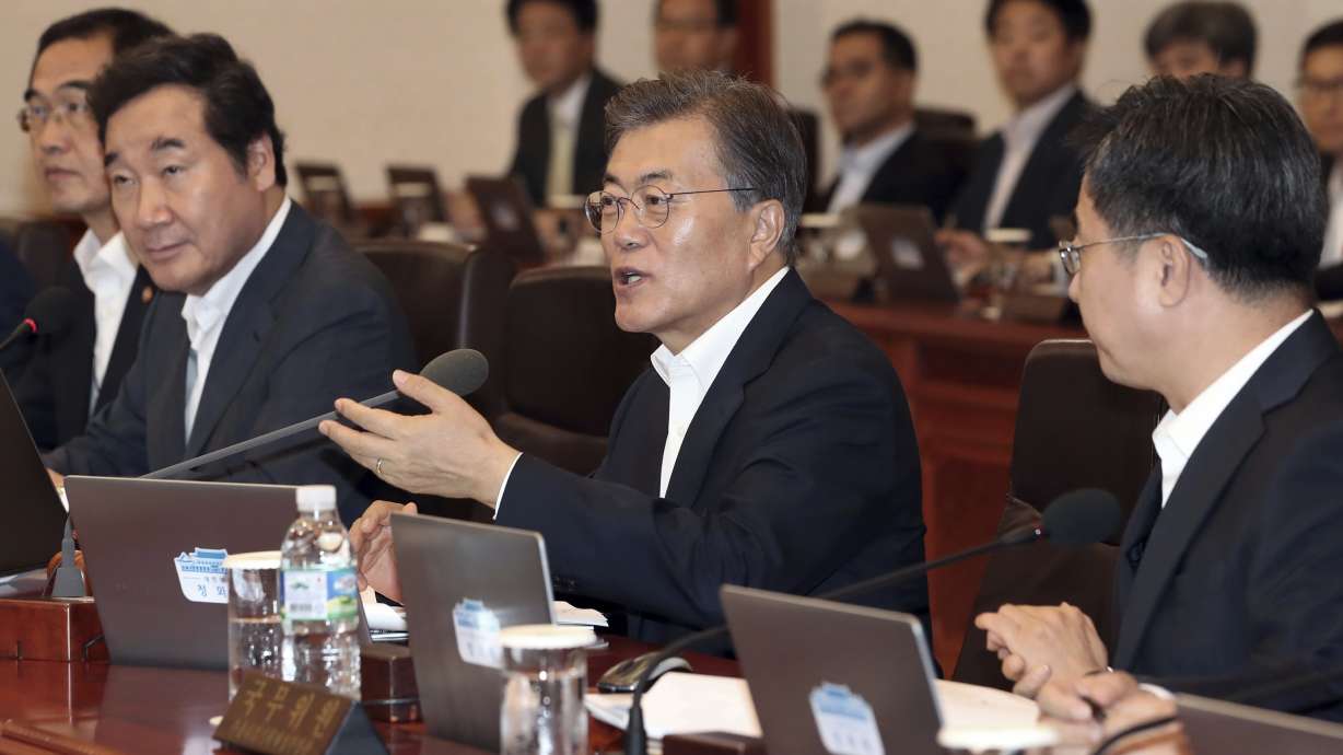 South Korea shifts gears, aims at more labor-friendly growth