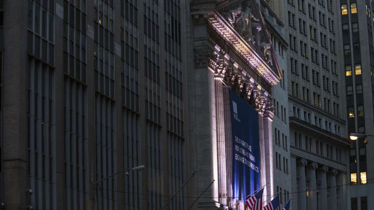 Asia shares mixed as Fed caution offsets Wall St, oil gains