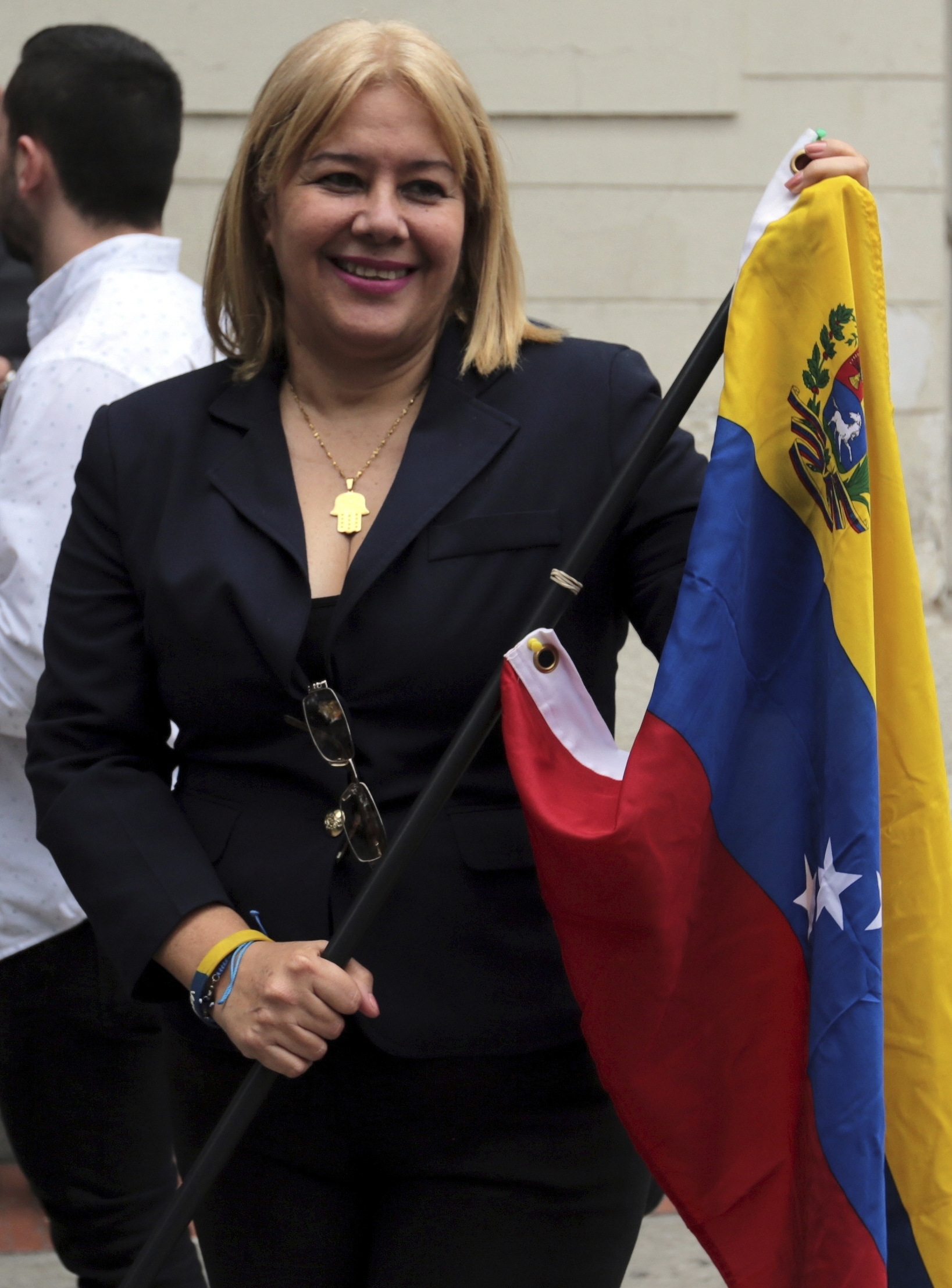 Authorities hold 2 judges appointed by Venezuelan opposition