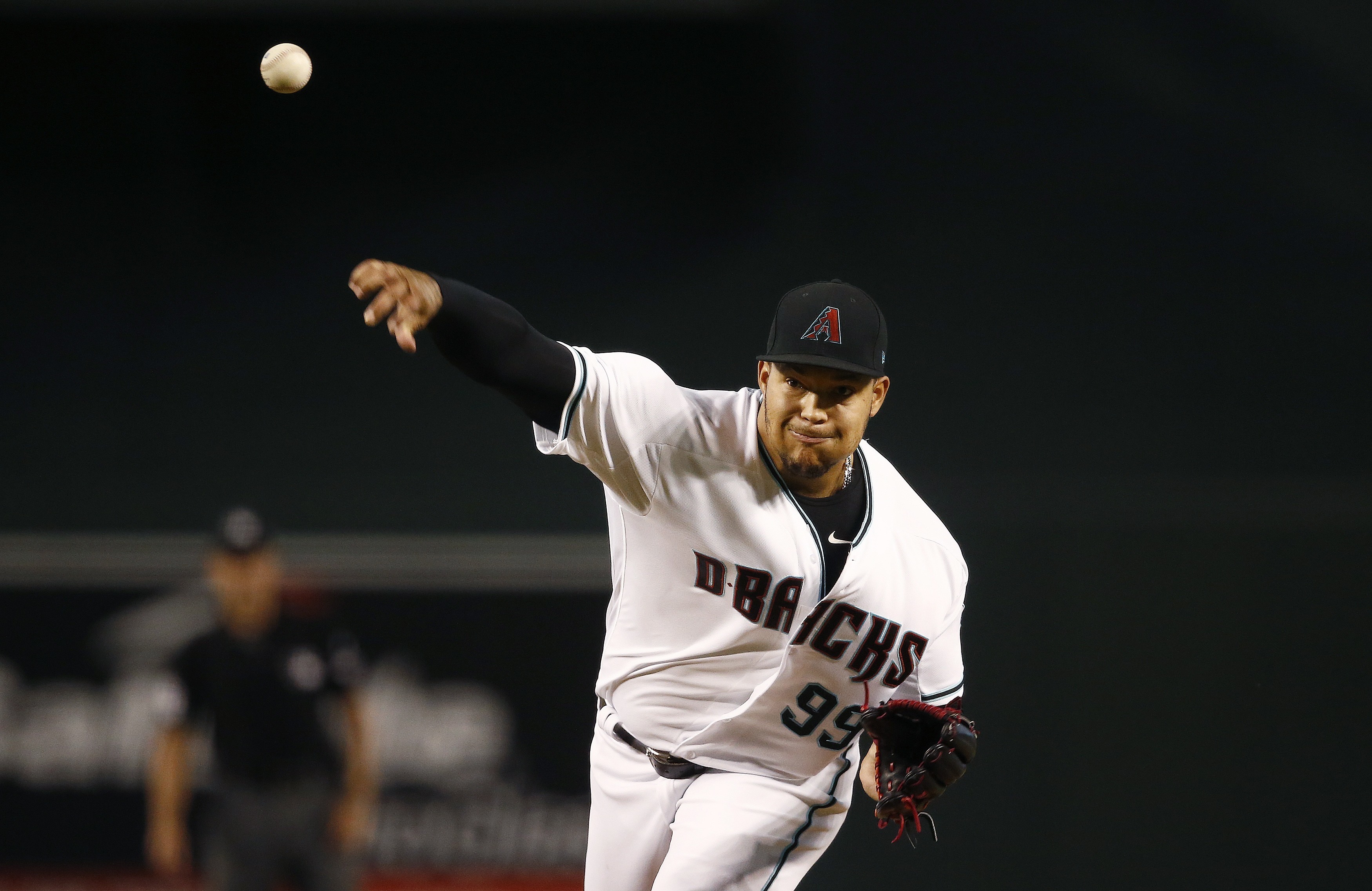 Suzuki's 2 HRs help Braves' Foltynewicz win again