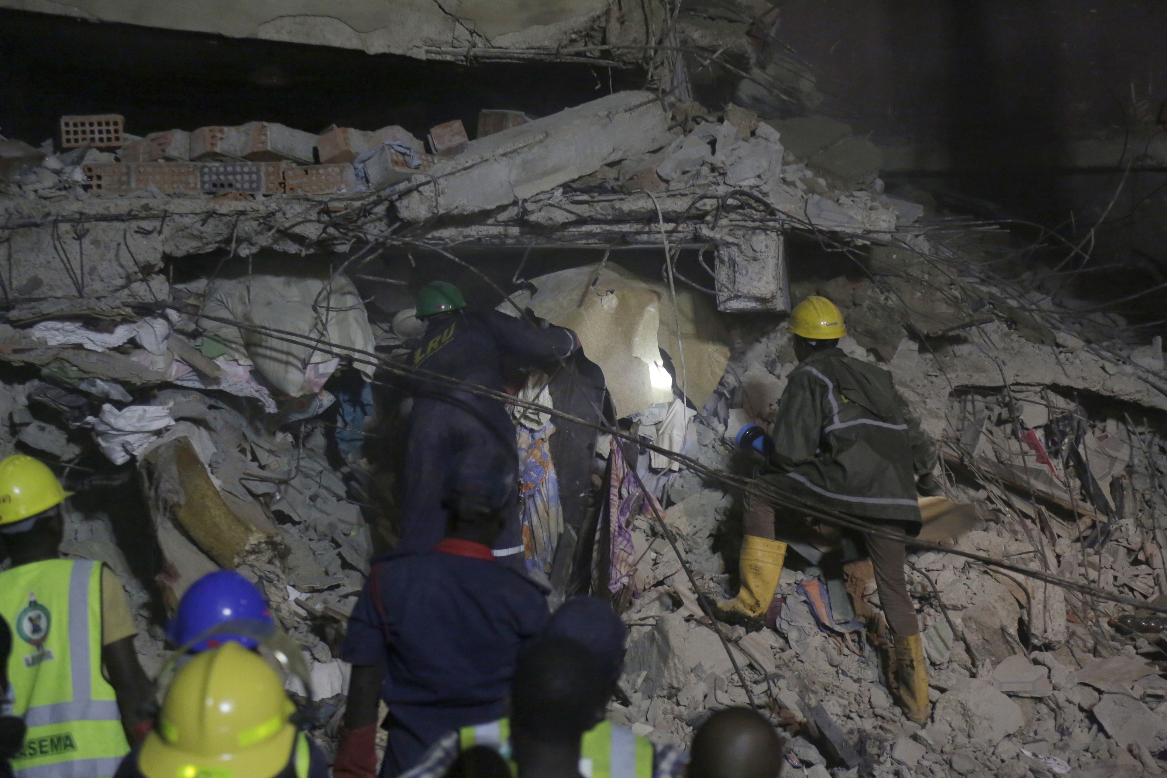 The Latest: Rescue efforts end in Nigeria building collapse