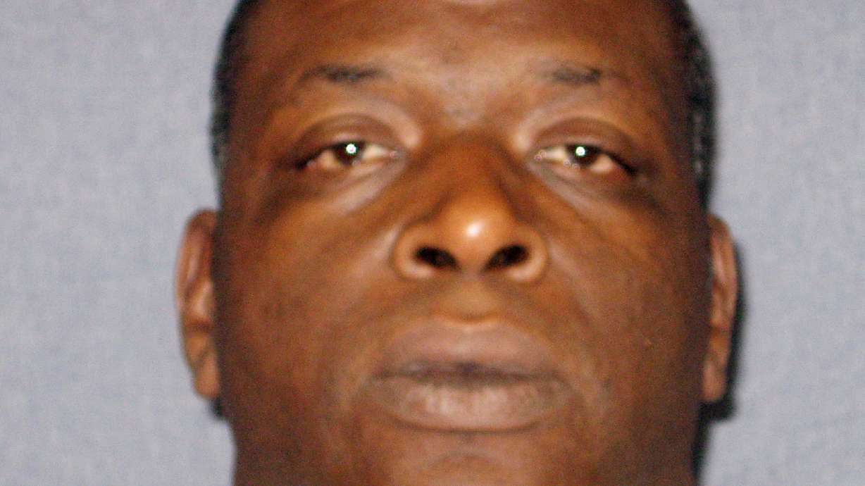 Alabama prison toll rises; 4 inmates killed, 6 officers hurt