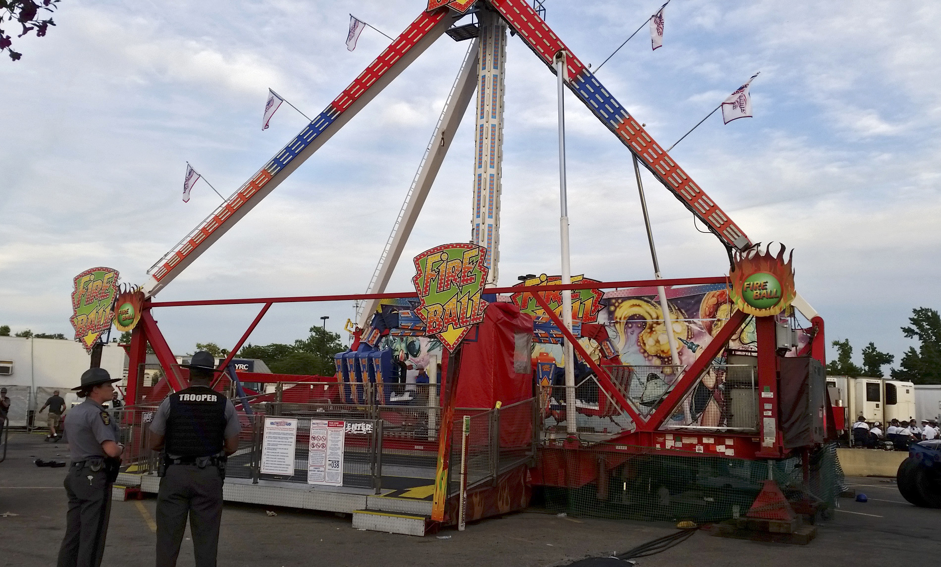 Spinning Ohio State Fair ride breaks apart; 1 dead, 7 hurt