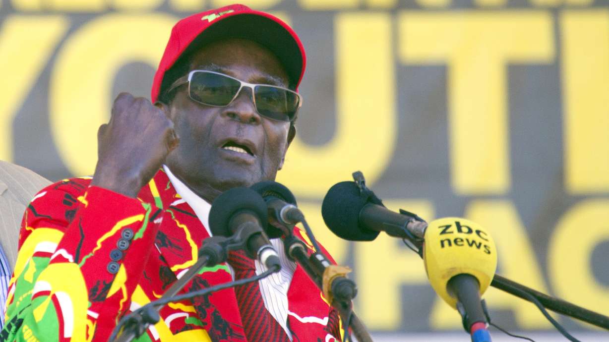 Wife of Zimbabwe's leader tells Mugabe to name successor