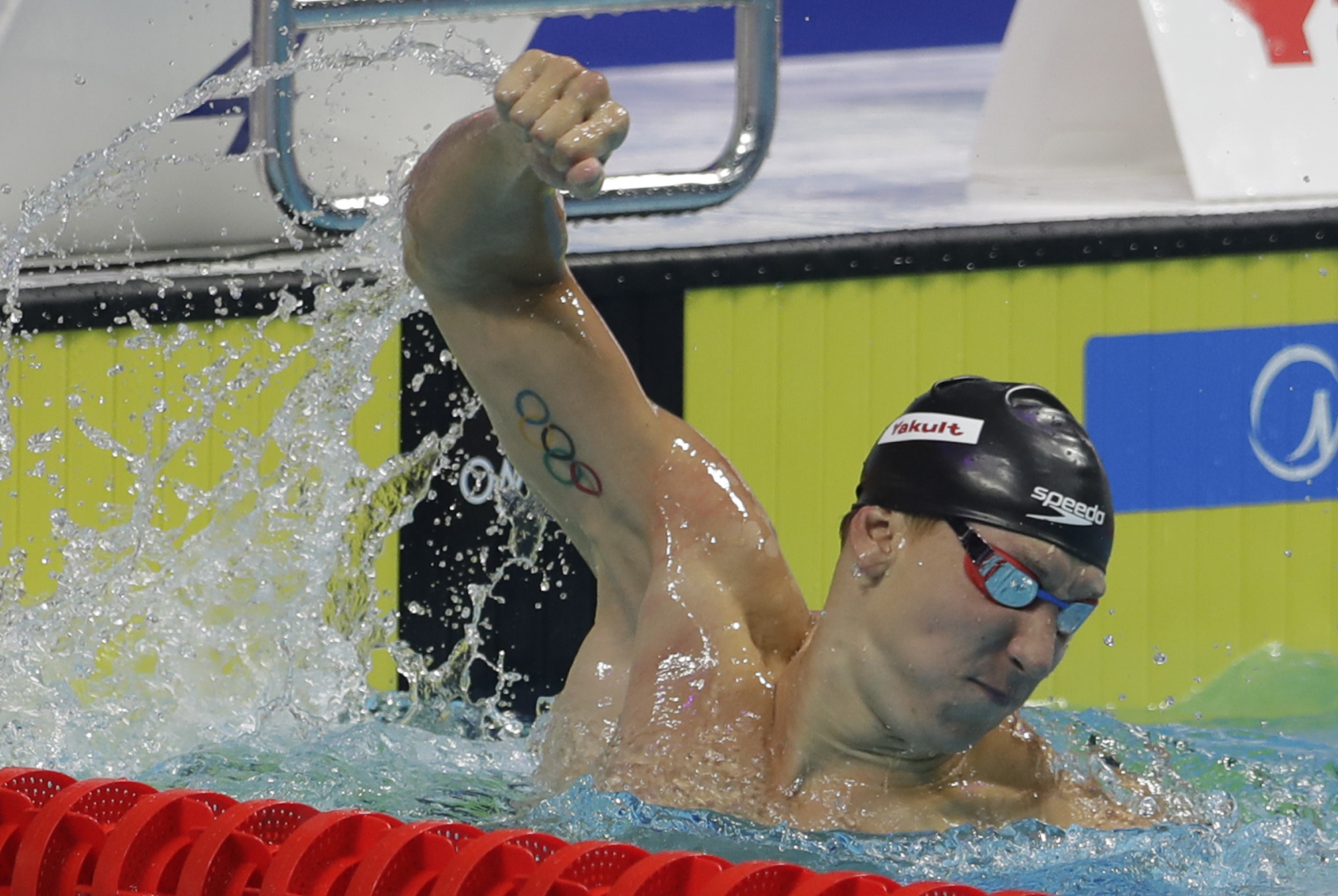 Ledecky back on top, while new generation emerges for US men