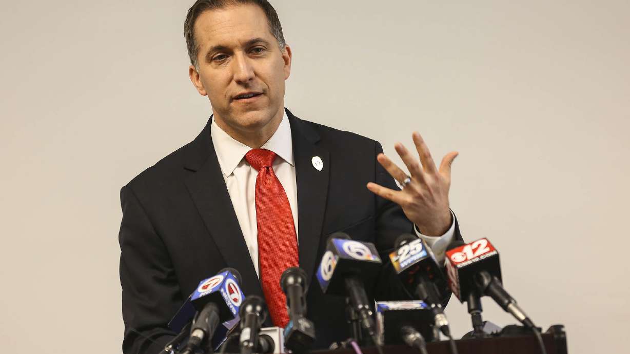 Wife supports Trump; says politician husband has to go