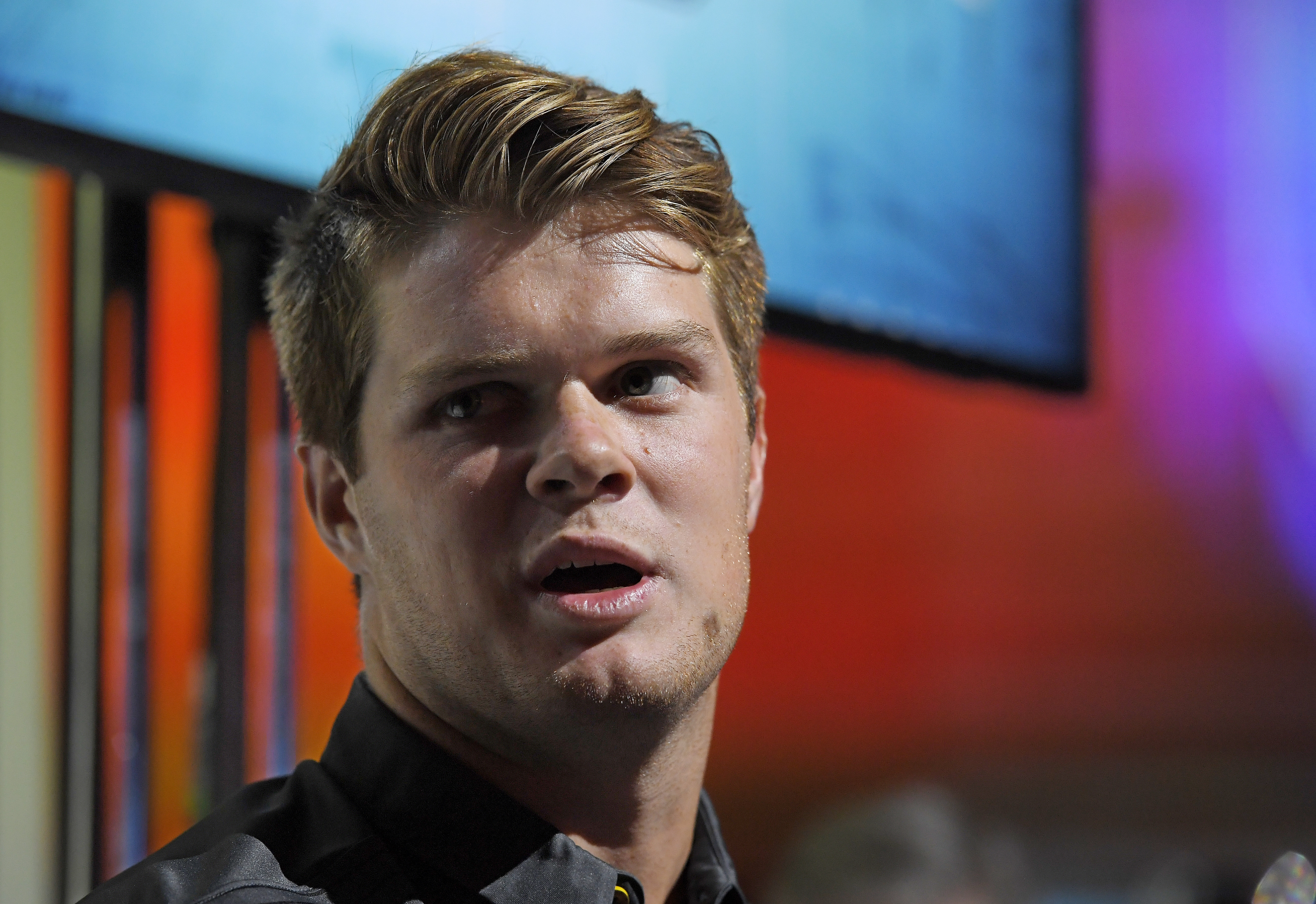 USC QB Sam Darnold adjusting to life in the spotlight