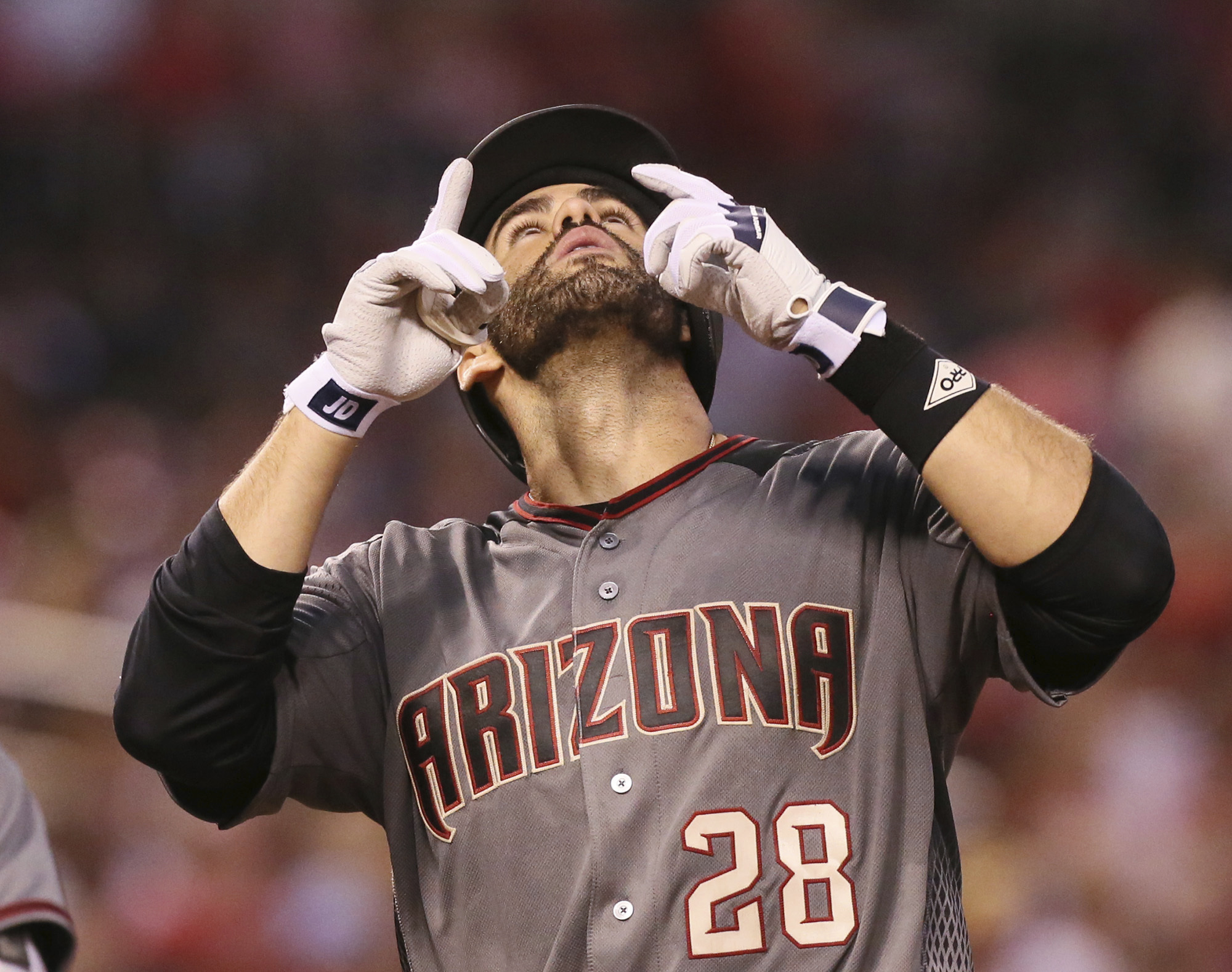 Martinez's grand slam lifts Diamondbacks past Cardinals 4-0