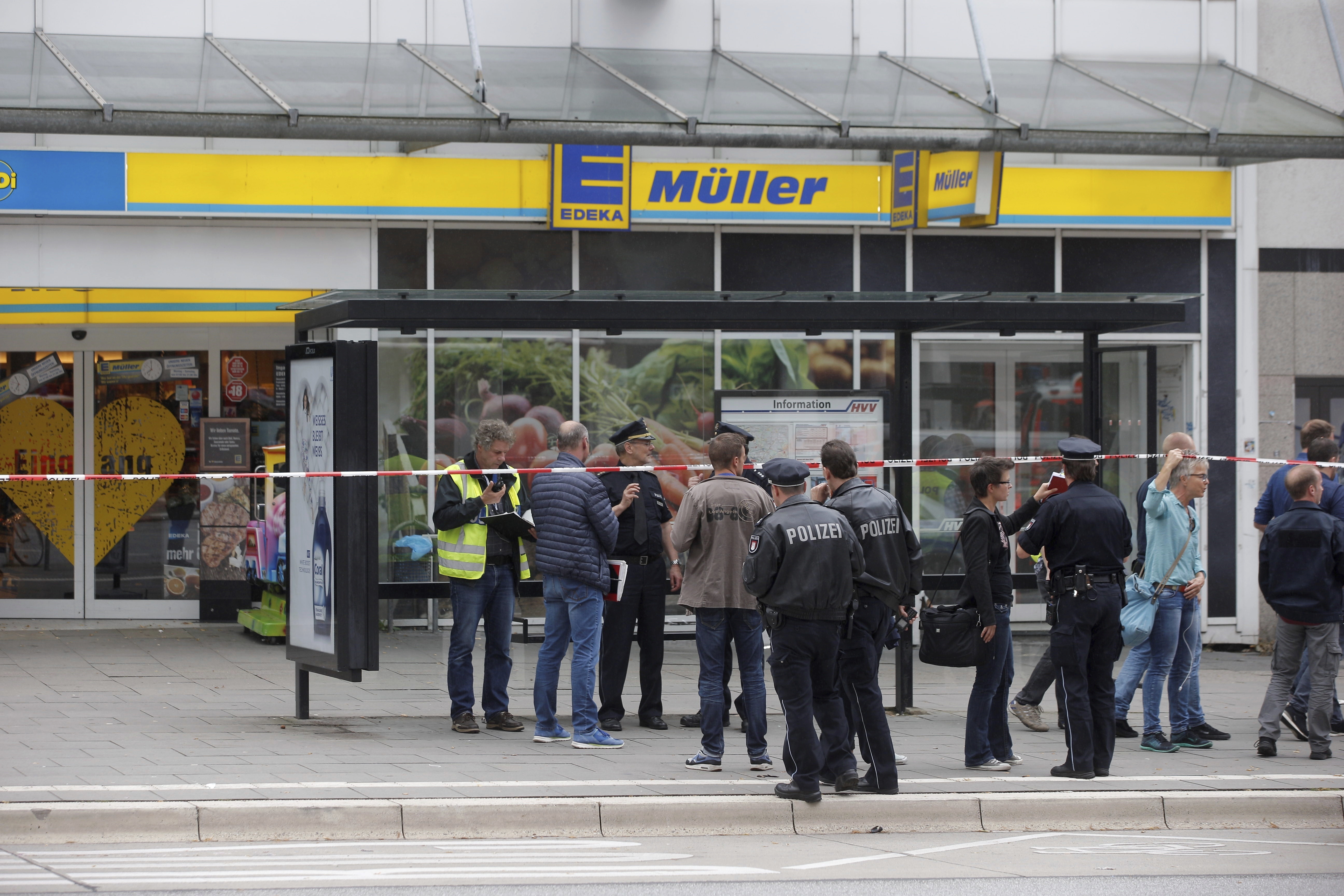 Hamburg stabbing suspect known as radical, mentally unstable
