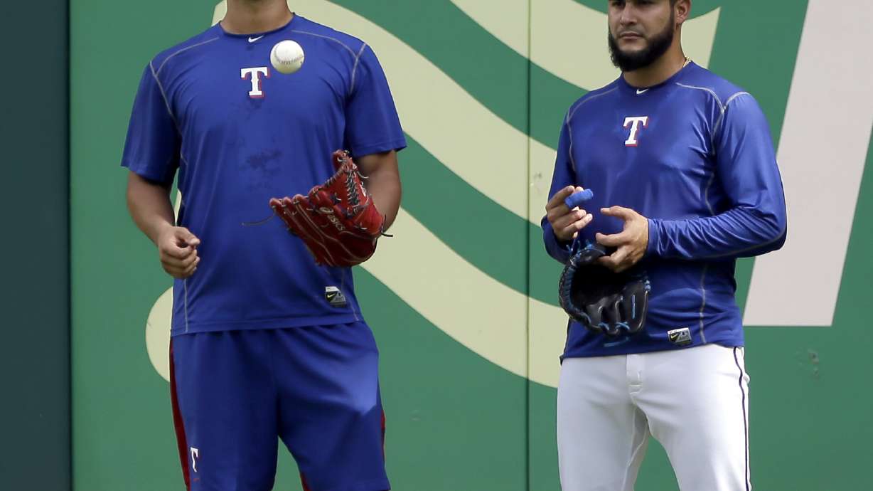 Darvish says he can easily fix the issue of tipping pitches