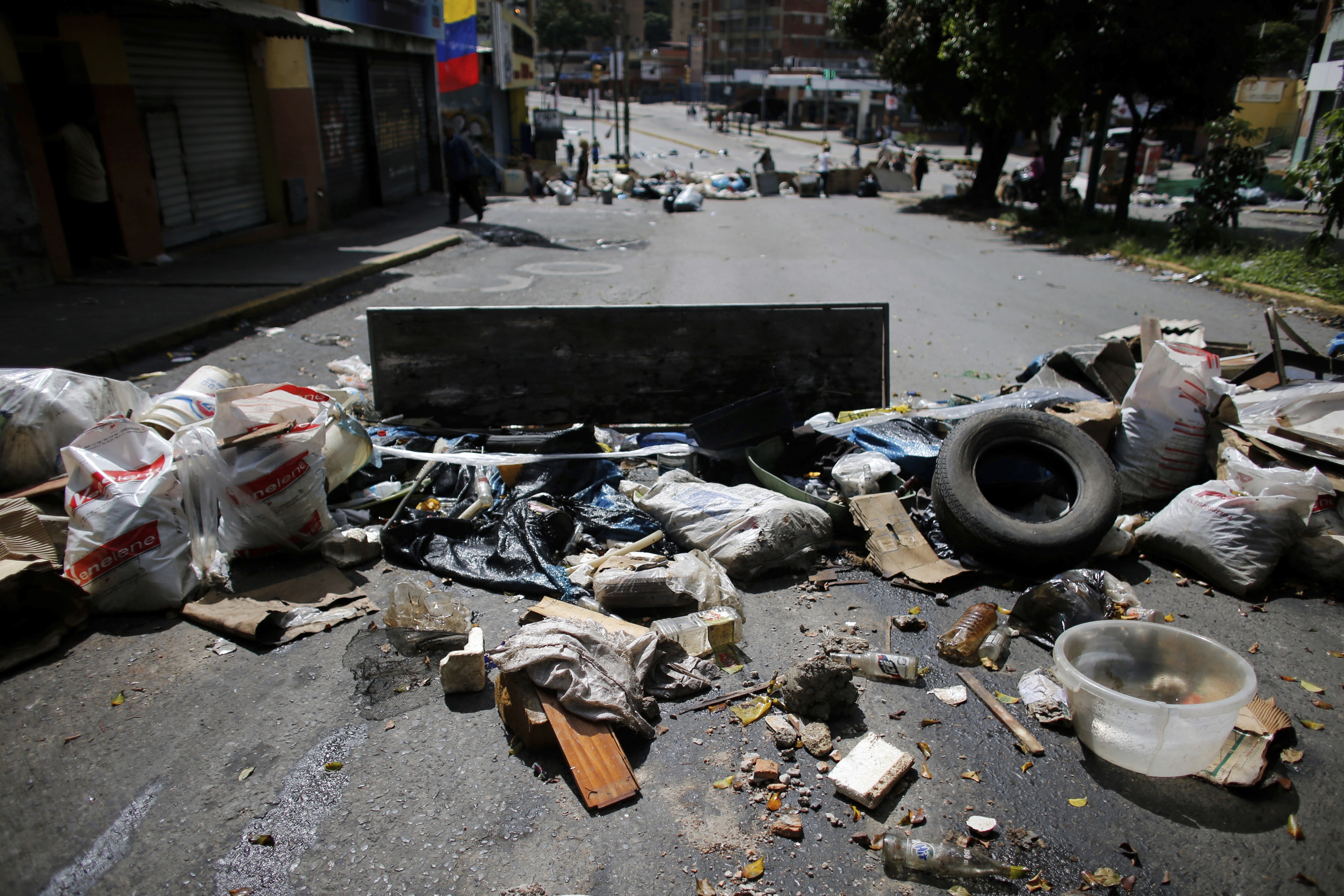 Many Venezuelans skip polls to protest government vote