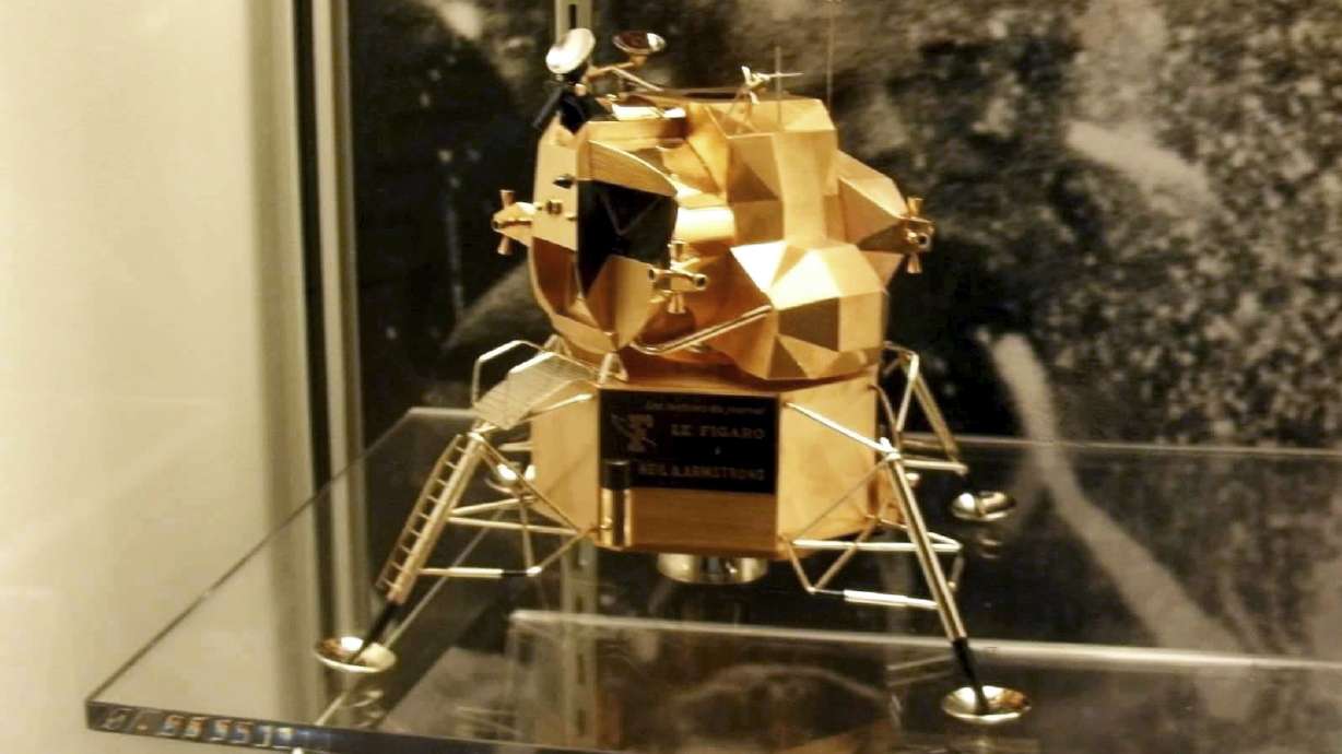 Ex-NASA agent fears gold lunar module will be melted down