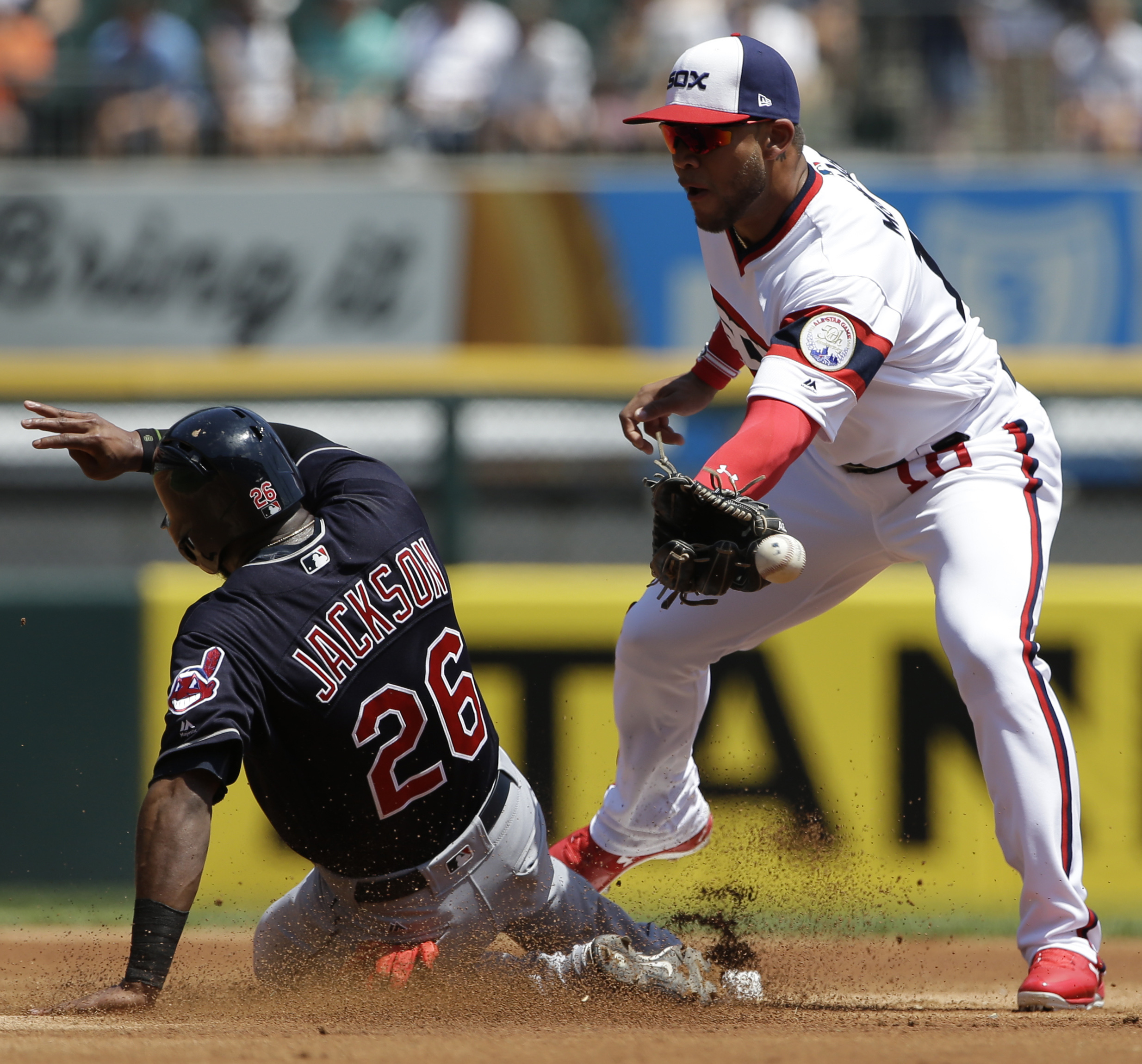 Davidson HR in 9th, Chisox win 3-1, end Indians' streak at 9