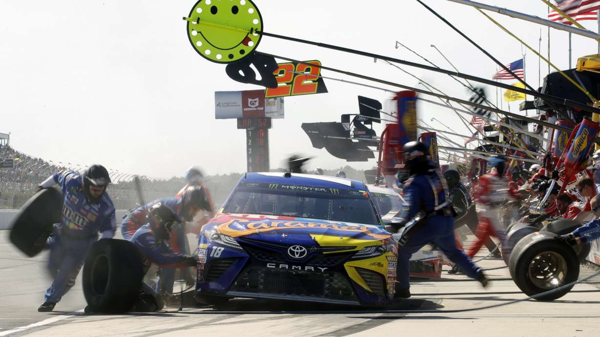 Kyle Busch ends winless season with Cup victory at Pocono