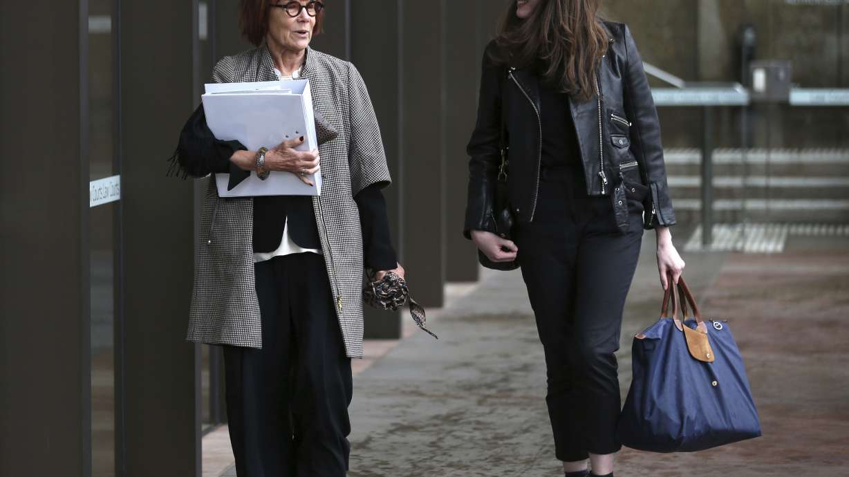 Australian court debates release of Queen's secret letters